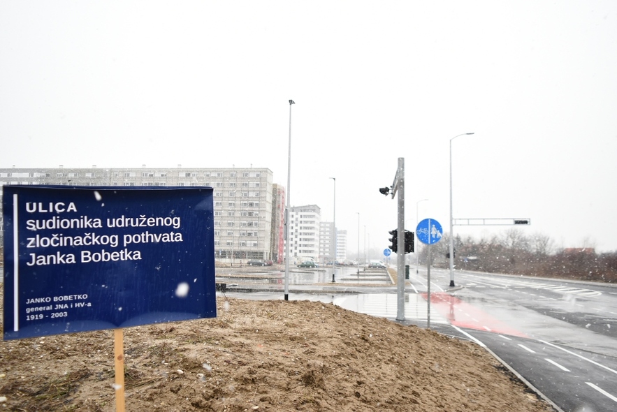 Large yihr postavljanje table 20.2.2018. a